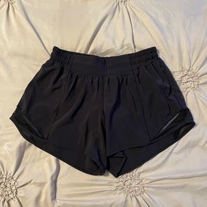 Black Hotty Hot Short